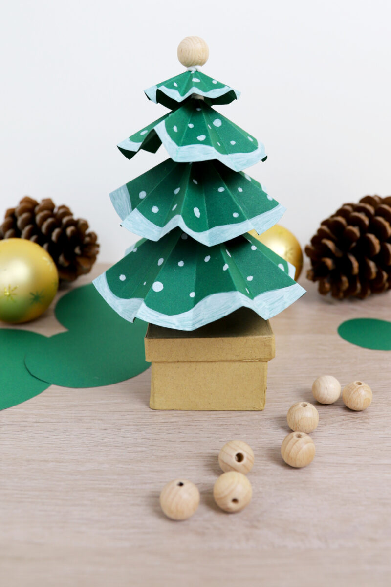 Weihnachtsbaum aus Papier | Origami falten | Geschenk für Weihnachten | von Fantasiewerk